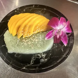 Mango with Sweet Sticky Rice