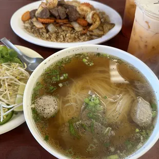 Beef pho noodle