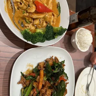 64. Panang Curry and 41. Krispy chicken Kaprow
