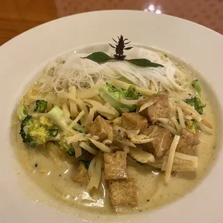 Green Curry Noodles