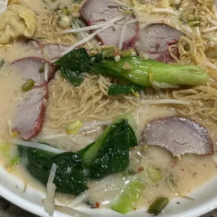 Tomyum Noodles Pork