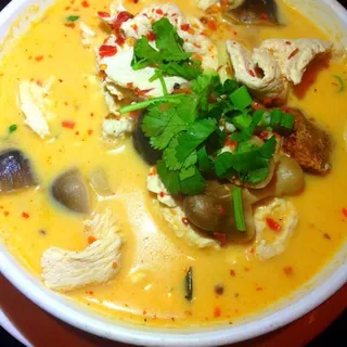 Tom Kha