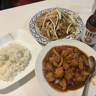 Chicken Pad Thai and Orange Chicken