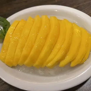 D1. Sweet Rice with Mango