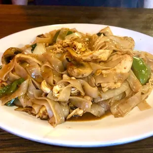 Drunken Noodles with Chicken