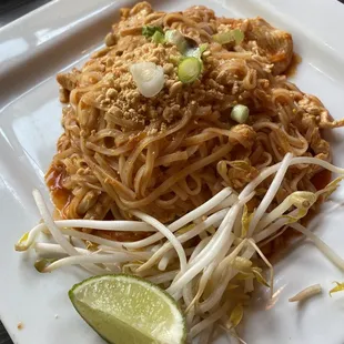 N1 Pad Thai with Chicken