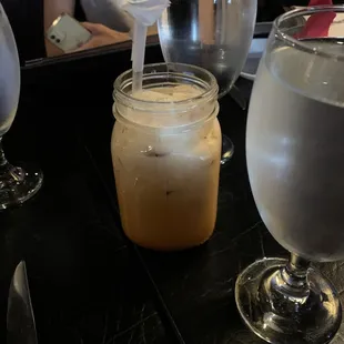 Thai Ice Tea (less ice)