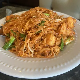 34. Pad Thai Noodle (with tofu)