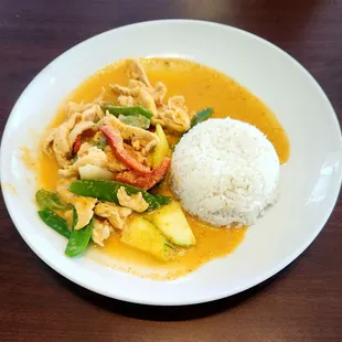 L08, Panang Curry with Chicken, $8.95. Lunch portion.