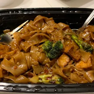 57. Pad See-Iew Noodle