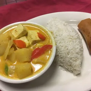 CS2. Yellow Curry Lunch