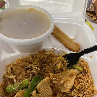 L1 LUNCH Pad Thai