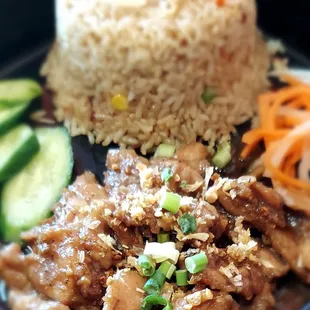 Siam Star Garlic Set - Garlic fried rice alongside our garlic entree