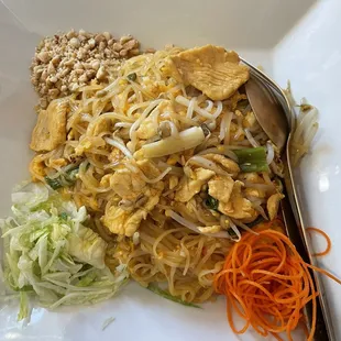 Pad Thai - GF with chicken, mild