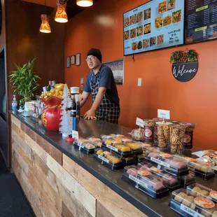 sushi and sashimi, interior