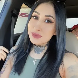 Kristal V.
