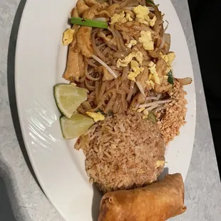 Lunch special pad Thai