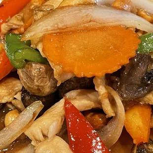 Cashew Stir-Fry Lunch
