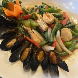 Basil Seafood