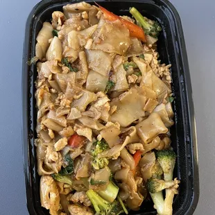 84. Pad Kee Mao with Chicken