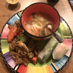 Tom yum, fresh rolls and drunken