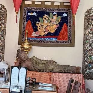 Reclining Buddha