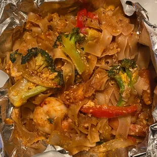 Drunken noodles with shrimp