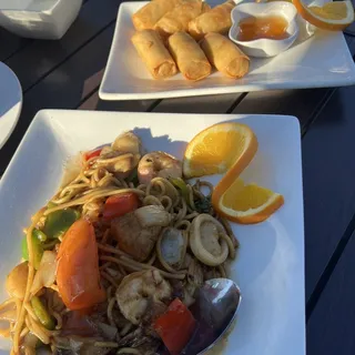 Siamese Seafood Spaghetti