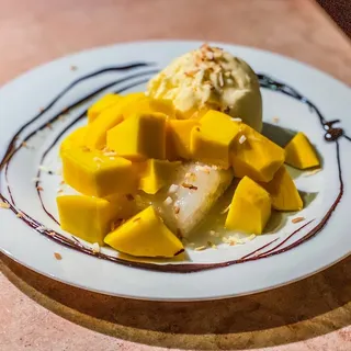 Sweet Sticky Rice with Mango