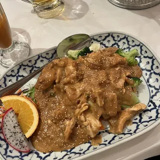 Pra Ram Chicken Lunch