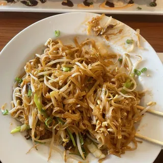 73. Pad Thai Noodle