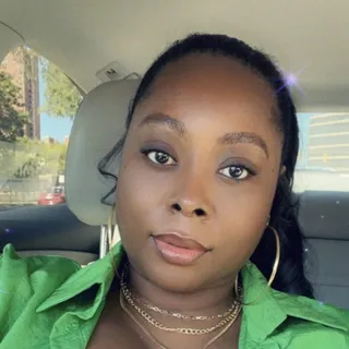 Erica R.
