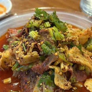 Sliced beef and Ox tongue in chili sauce