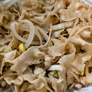 Chicken chowmein (hand made noodles)