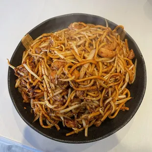 Chicken chow mein, made spicy!