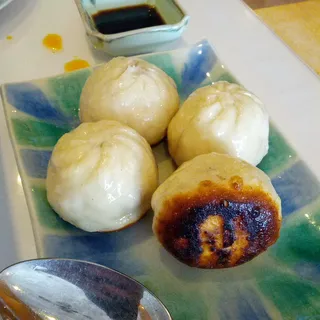 102. Pan-Fried Pork Bun 4 Pieces