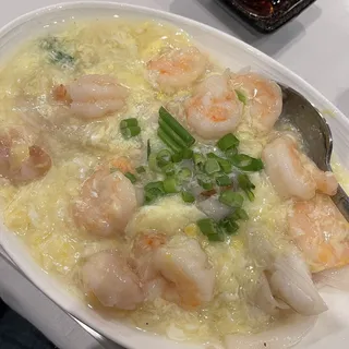 124. Shrimp and Scrambled Egg Chow Fun
