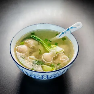 Hands-Folded Wontons