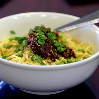 GARLICKY COLD NOODLES