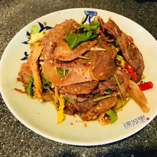 Couple's Sliced Beef in Chili Sauce