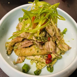 Green onion shredded chicken