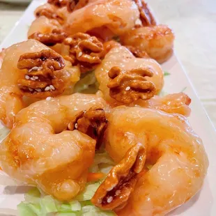 Honey Walnut Prawn