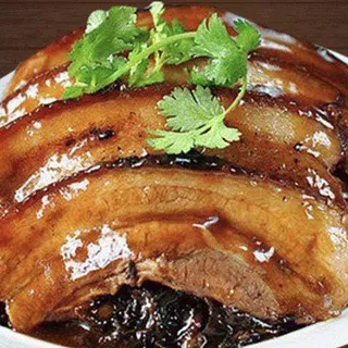 Steamed Pork Belly with Mei-Choy