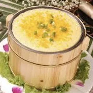 Steam Tofu with Crab meat and Egg Yolk