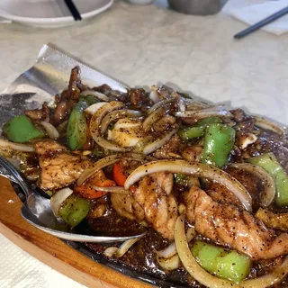 Sizzling Black Pepper Beef