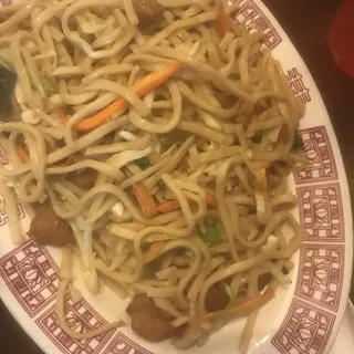 N9. Chicken Lo Mein