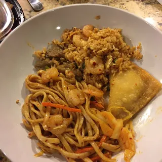 N11. Shrimp Lo Mein