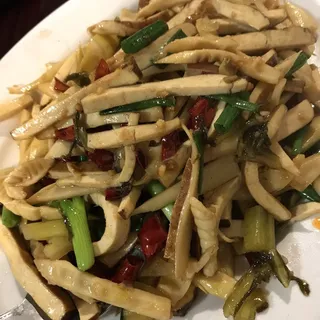 V7. Dried Tofu with Bamboo Shoot