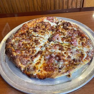 Small Meatlover&apos;s Pizza