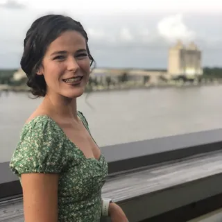 Laura F.